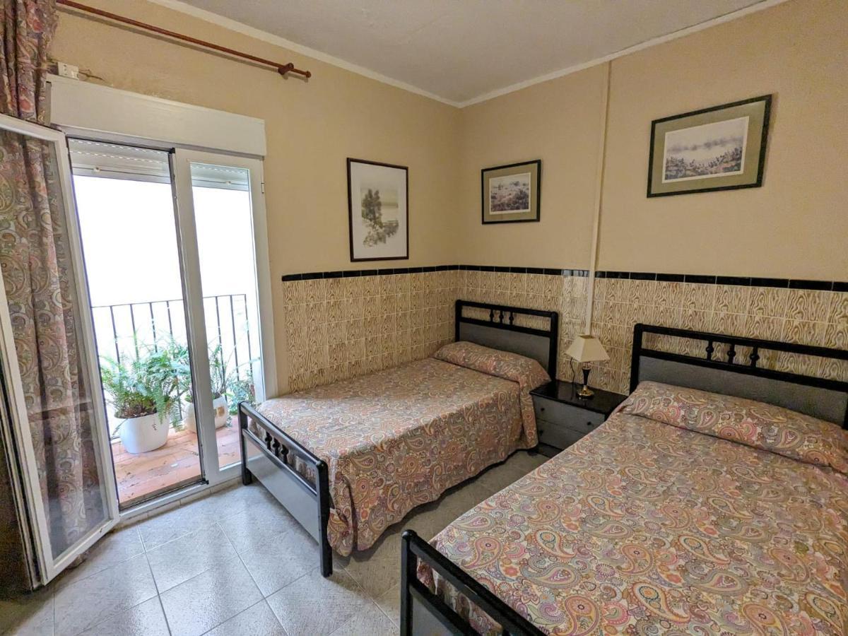 Affittacamere Casa Liberta Canet lo Roig Esterno foto